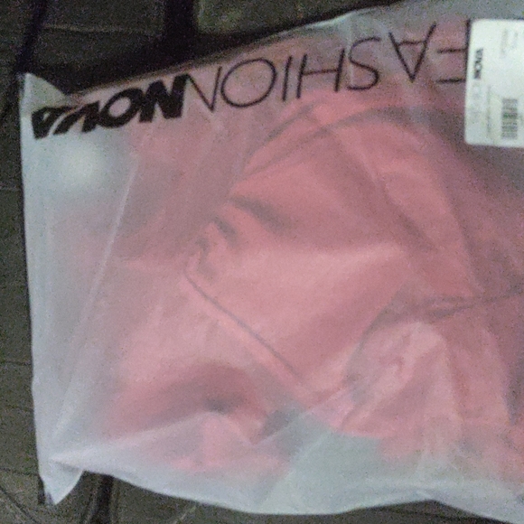 Brand New Fashion Nova Satin Red Jumpsuit 1x - Picture 8 of 9